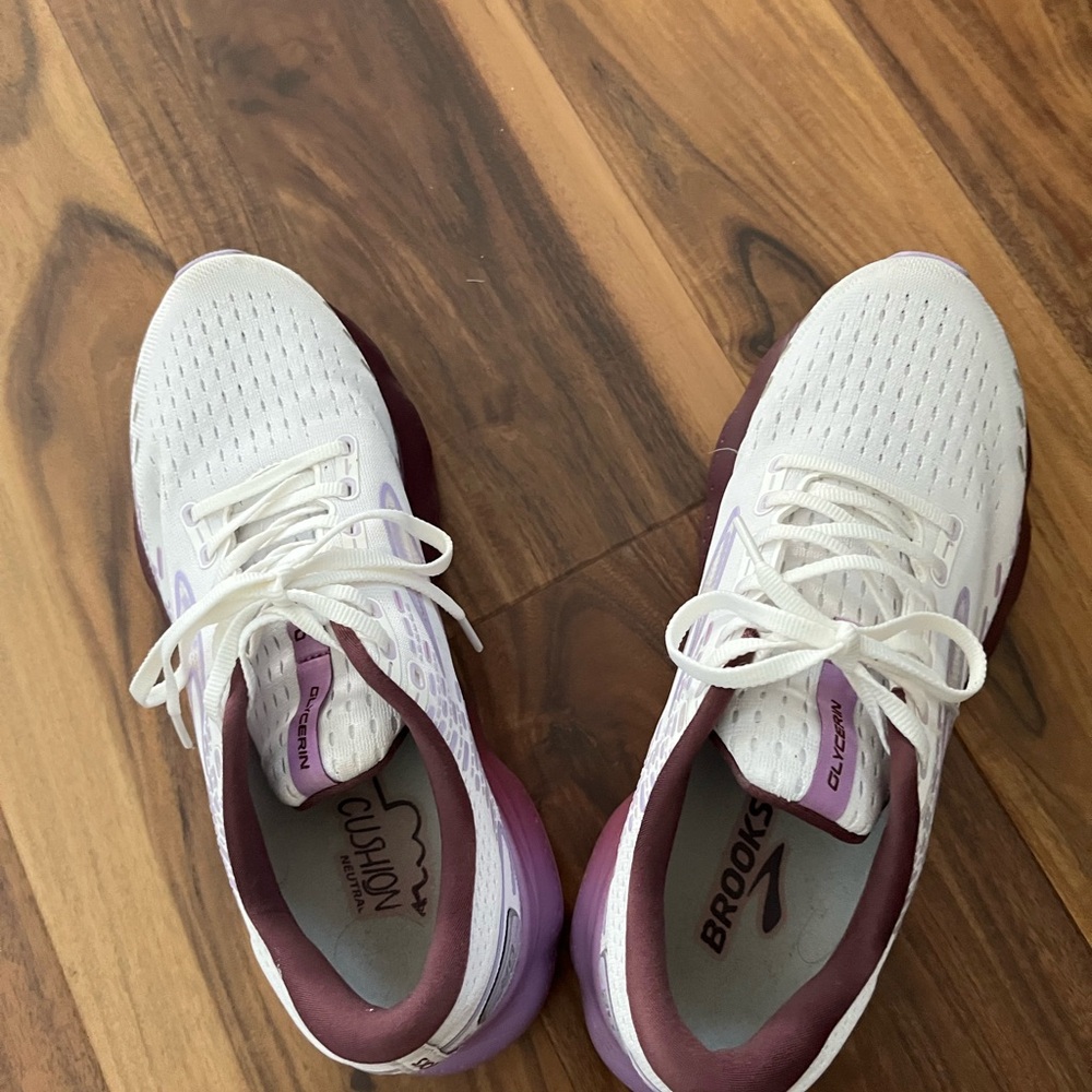 Glycerin Women's Running Shoes - Purple and White - Picture 2 of 3